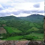 Bed & Breakfast Castello Di Vigoleno