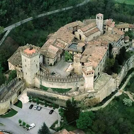 ベッド・アンド・ブレックファスト Castello Di