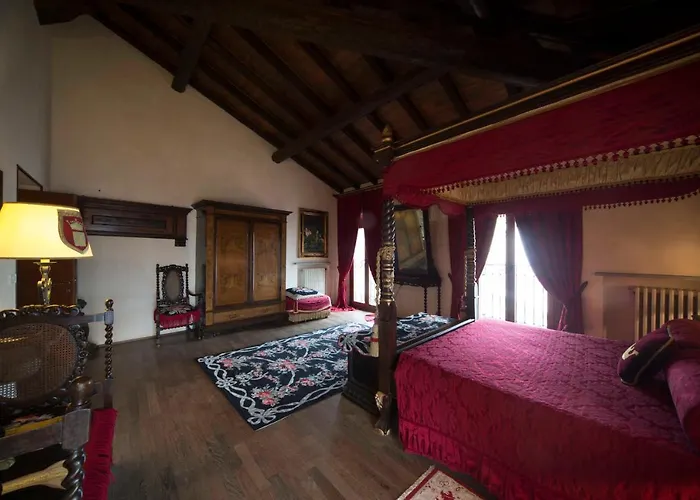 Castello Di Vigoleno