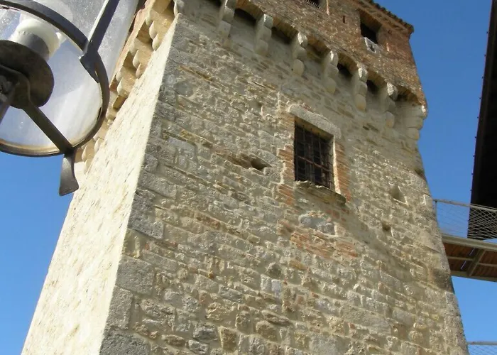 Castello Di Couette-café Vigoleno