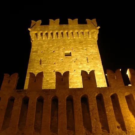 Castello Di Отель типа 