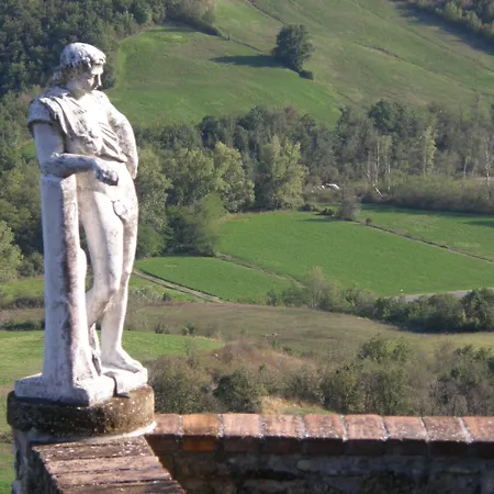 Castello Di Отель типа 