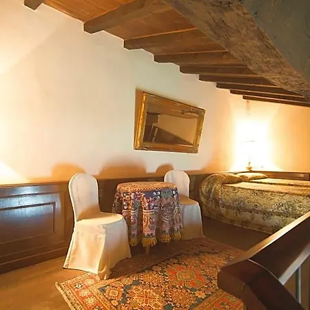 Bed and breakfast Castello Di 4*