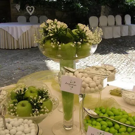 Castello Di Bed & Breakfast 3*