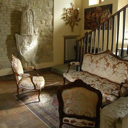 Castello Di Bed & Breakfast