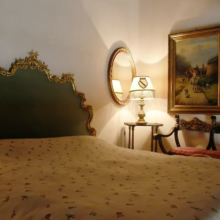 Castello Di Bed & Breakfast