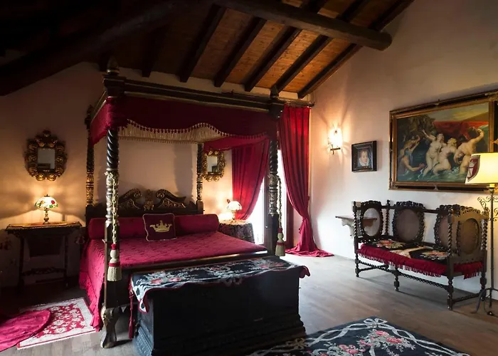 Castello Di Alojamento de Acomodação e Pequeno-almoço 4*